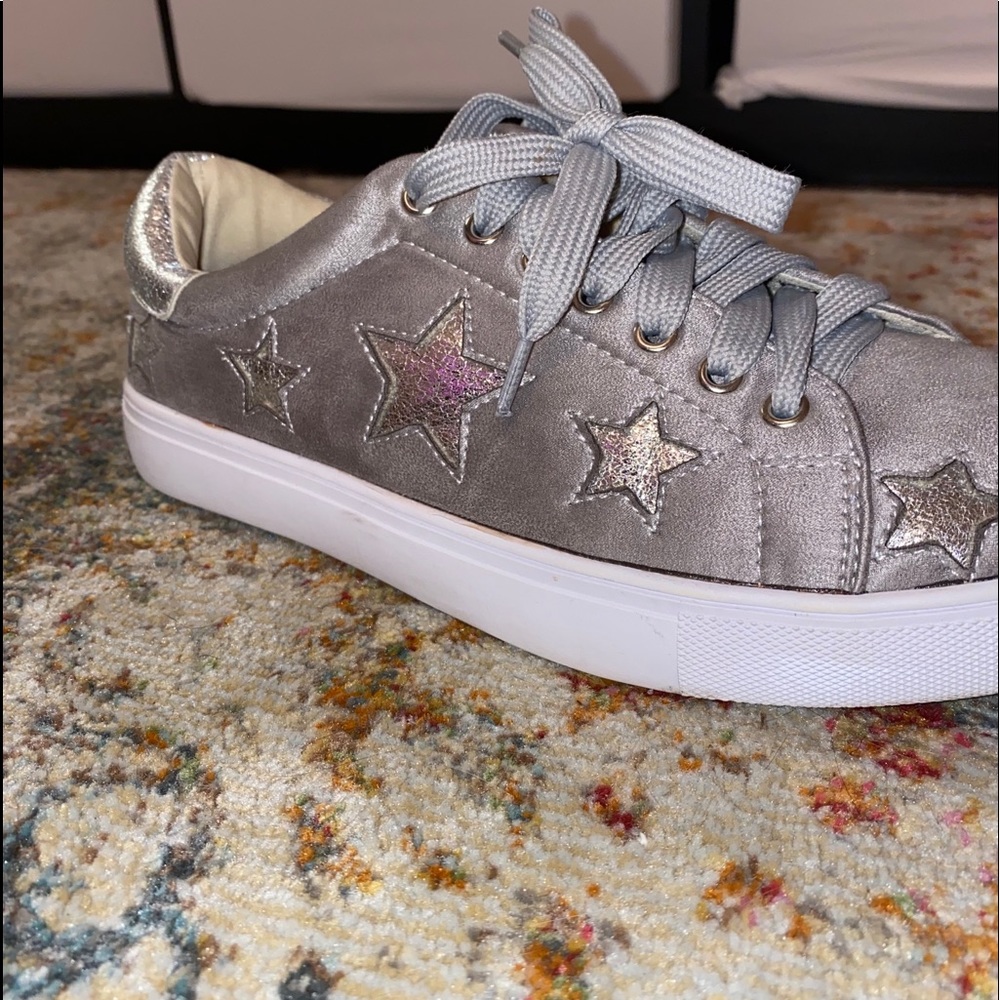 Star shoes